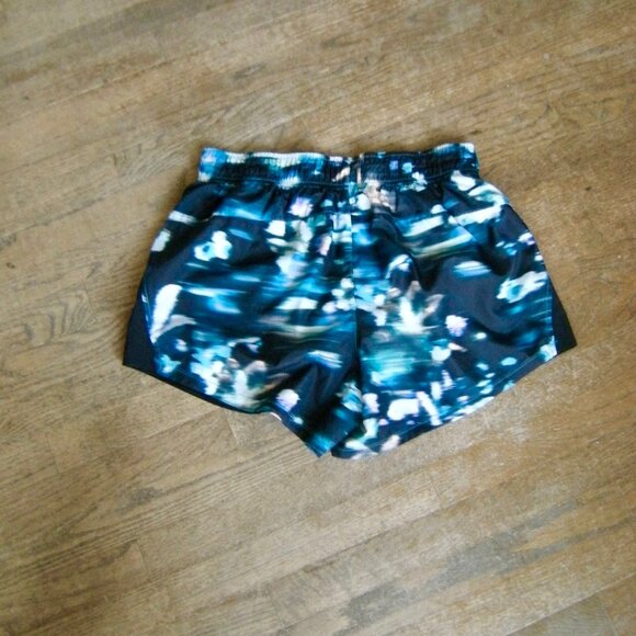 ATHLETIC WORKS  LG (12-24)  Lined.Running or Swim Shorts  Black & Blue print - Picture 5 of 5